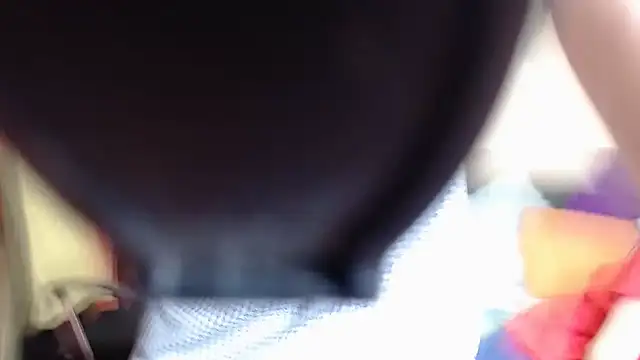 Snapshot of Babylolatop chatting on January 25, 2025, 6:35 pm Babylolatop online show from January 25, 2025, 6:35 pm