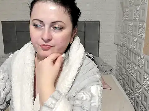 Snapshot of Lillian2 chatting on February 24, 2025, 8:58 pm Lillian2 online show from February 24, 2025, 8:58 pm