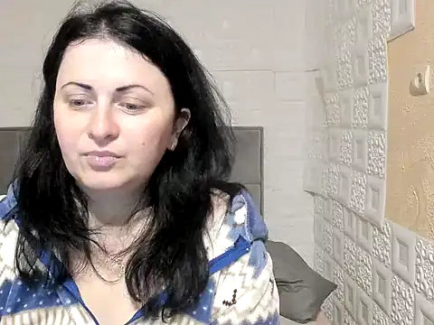 Snapshot of Lillian2 chatting on March 11, 2025, 1:05 am Lillian2 online show from March 11, 2025, 1:05 am