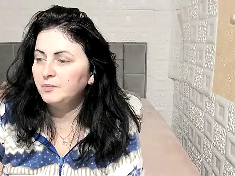 Snapshot of Lillian2 chatting on March 12, 2025, 7:46 am Lillian2 online show from March 12, 2025, 7:46 am