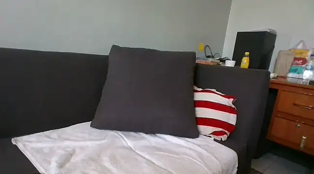 Snapshot of Prettybecs chatting on February 8, 2025, 12:28 pm Prettybecs online show from February 8, 2025, 12:28 pm