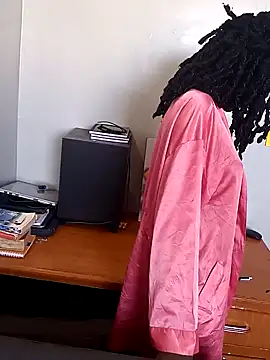 Snapshot of Prettybecs chatting on February 9, 2025, 6:01 am Prettybecs online show from February 9, 2025, 6:01 am