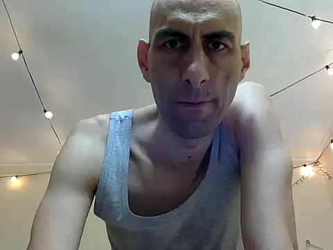 Snapshot of HandsomeAlfie chatting on September 15, 2025, 2:33 am HandsomeAlfie online show from September 15, 2025, 2:33 am