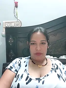 Poojabhabi101 online show from October 2, 2025, 6:20 am