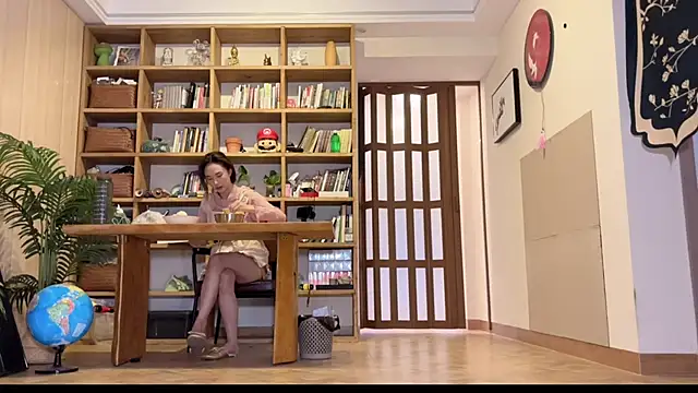 Snapshot of grandeeney chatting on February 21, 2025, 10:17 am grandeeney online show from February 21, 2025, 10:17 am