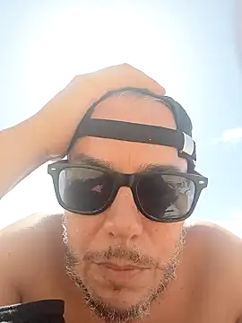 Snapshot of pigboybi chatting on September 20, 2025, 1:01 pm pigboybi online show from September 20, 2025, 1:01 pm