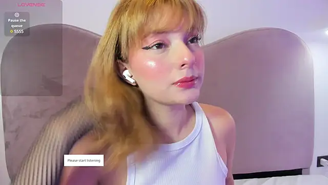 Snapshot of Ania_jones chatting on February 19, 2025, 8:41 pm Ania jones online show from February 19, 2025, 8:41 pm