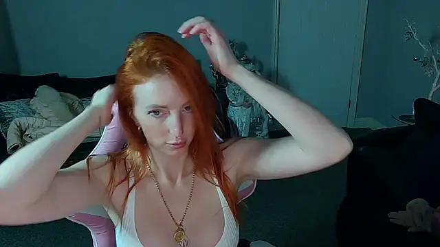 Snapshot of Red_firesquirt chatting on December 9, 2024, 10:30 pm Red firesquirt online show from December 9, 2024, 10:30 pm