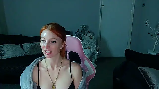 Snapshot of Red_firesquirt chatting on December 14, 2024, 9:13 pm Red firesquirt online show from December 14, 2024, 9:13 pm