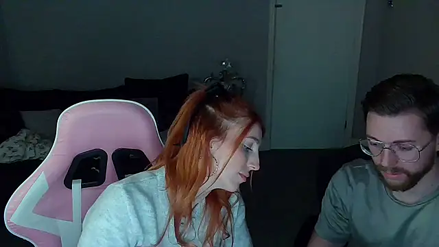 Snapshot of Red_firesquirt chatting on January 19, 2025, 9:02 pm Red firesquirt online show from January 19, 2025, 9:02 pm