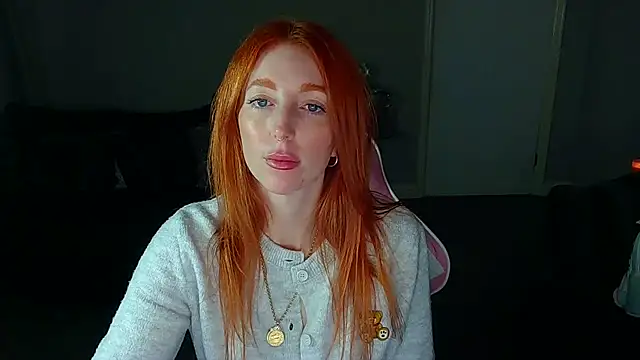 Snapshot of Red_firesquirt chatting on February 21, 2025, 2:48 pm Red firesquirt online show from February 21, 2025, 2:48 pm