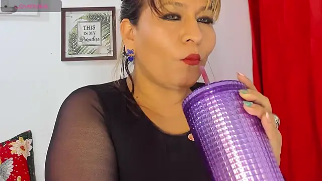 Snapshot of Victoria_Caruso chatting on December 28, 2024, 12:15 am Victoria Caruso online show from December 28, 2024, 12:15 am