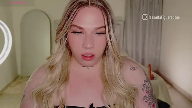 Snapshot of IsabellaFigueredo__ chatting on January 22, 2025, 11:12 am IsabellaFigueredo online show from January 22, 2025, 11:12 am