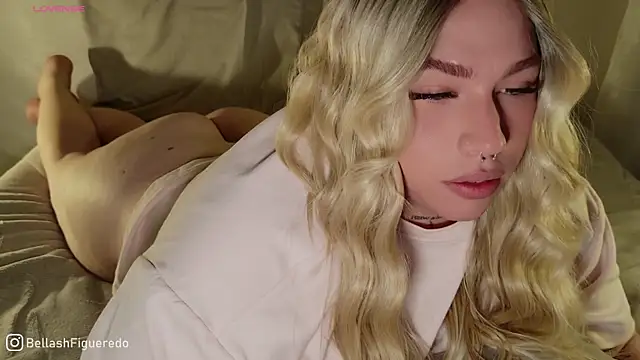 Snapshot of IsabellaFigueredo__ chatting on September 13, 2025, 6:35 am IsabellaFigueredo online show from September 13, 2025, 6:35 am