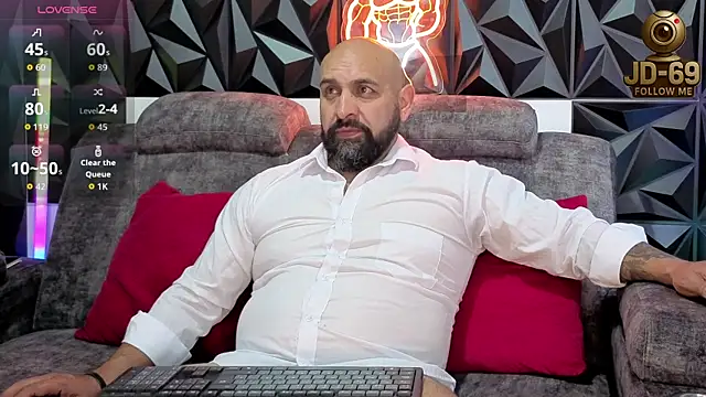 Snapshot of JD-69 chatting on September 23, 2025, 7:17 pm JD-69 online show from September 23, 2025, 7:17 pm