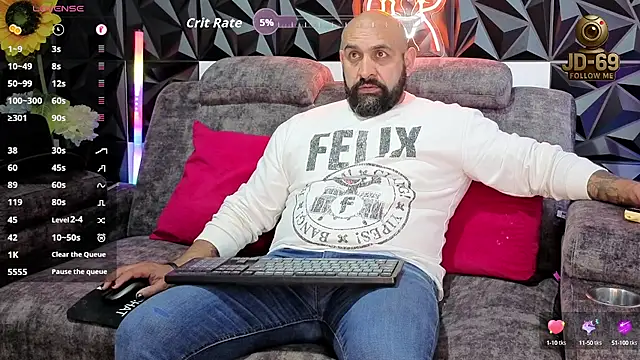 Snapshot of JD-69 chatting on October 6, 2025, 7:11 pm JD-69 online show from October 6, 2025, 7:11 pm