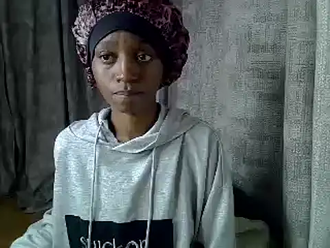 Snapshot of Enkarxx chatting on September 30, 2025, 8:36 pm Enkarxx online show from September 30, 2025, 8:36 pm