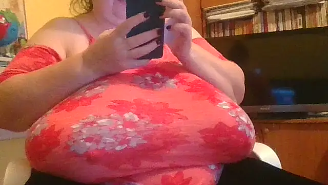 Snapshot of Nataliesbestjuggs chatting on October 2, 2025, 2:46 pm Nataliesbestjuggs online show from October 2, 2025, 2:46 pm