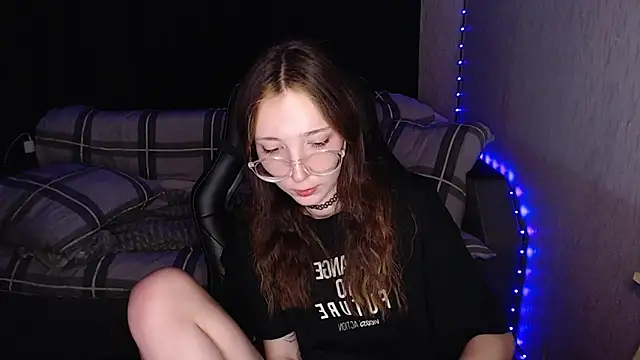 Snapshot of AmeliaKamishiro chatting on October 12, 2025, 9:03 pm AmeliaKamishiro online show from October 12, 2025, 9:03 pm