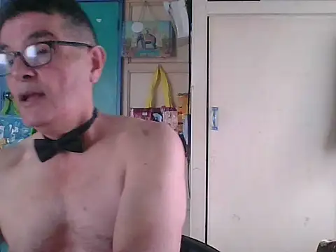 Snapshot of kavir-sebastien chatting on October 13, 2025, 7:25 pm kavir-sebastien online show from October 13, 2025, 7:25 pm