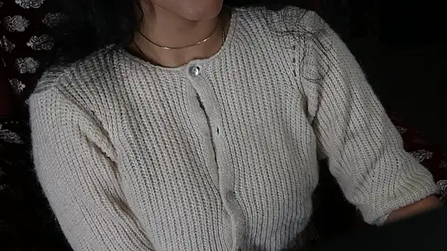 Snapshot of -AyeshaSinghania- chatting on February 17, 2025, 10:40 am -AyeshaSinghania- online show from February 17, 2025, 10:40 am