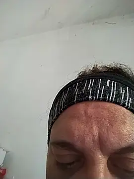 Snapshot of BustyBabyOfficial chatting on September 20, 2025, 11:33 am BustyBabyOfficial online show from September 20, 2025, 11:33 am