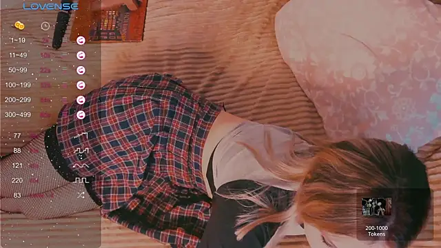 Snapshot of yoursugarbabe chatting on December 10, 2024, 6:01 am yoursugarbabe online show from December 10, 2024, 6:01 am