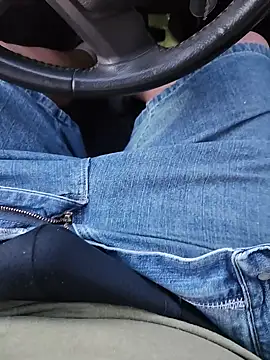 Snapshot of Jackauff69 chatting on January 16, 2025, 11:06 pm Jackauff69 online show from January 16, 2025, 11:06 pm