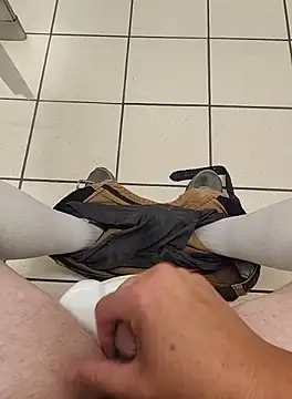 Snapshot of Jackauff69 chatting on October 2, 2025, 9:55 pm Jackauff69 online show from October 2, 2025, 9:55 pm