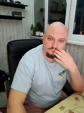 Snapshot of Pandasky chatting on February 9, 2025, 5:11 pm Pandasky online show from February 9, 2025, 5:11 pm