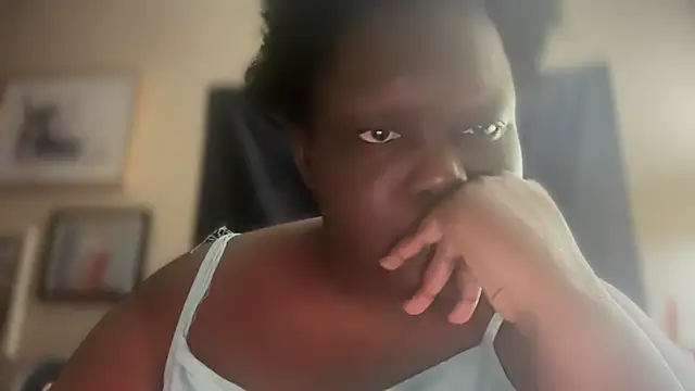 Yagurl  west online show from March 8, 2025, 5:59 am