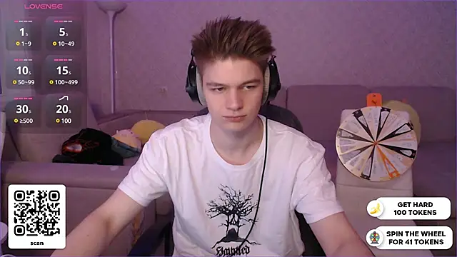 Snapshot of dantebigboi300 chatting on December 12, 2024, 6:31 pm dantebigboi300 online show from December 12, 2024, 6:31 pm