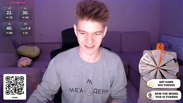 Snapshot of dantebigboi300 chatting on December 26, 2024, 8:11 pm dantebigboi300 online show from December 26, 2024, 8:11 pm