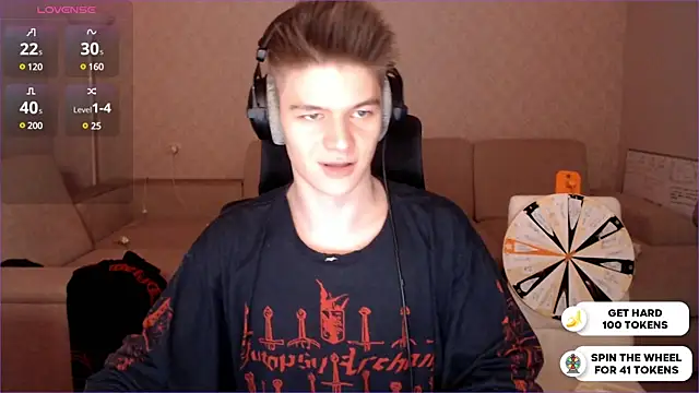 Snapshot of dantebigboi300 chatting on January 2, 2025, 4:24 pm dantebigboi300 online show from January 2, 2025, 4:24 pm