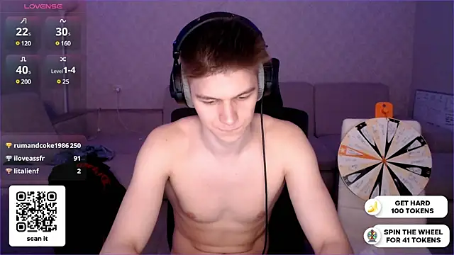 Snapshot of dantebigboi300 chatting on January 2, 2025, 7:29 pm dantebigboi300 online show from January 2, 2025, 7:29 pm