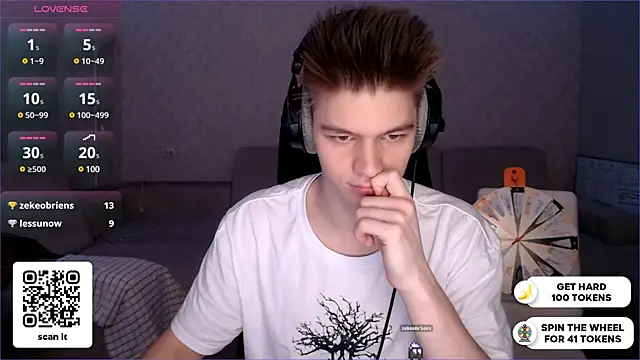 Snapshot of dantebigboi300 chatting on January 3, 2025, 5:20 pm dantebigboi300 online show from January 3, 2025, 5:20 pm