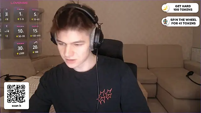 Snapshot of dantebigboi300 chatting on January 6, 2025, 4:55 pm dantebigboi300 online show from January 6, 2025, 4:55 pm