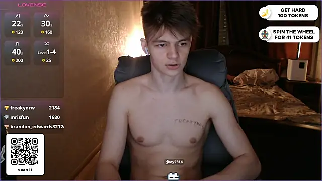 Snapshot of dantebigboi300 chatting on February 8, 2025, 11:45 pm dantebigboi300 online show from February 8, 2025, 11:45 pm