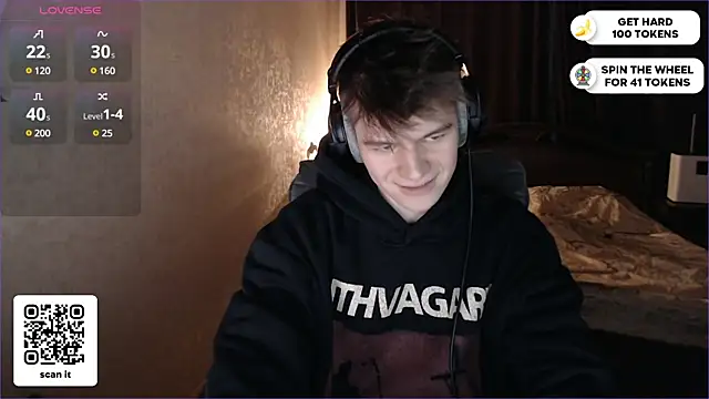 Snapshot of dantebigboi300 chatting on February 9, 2025, 6:05 pm dantebigboi300 online show from February 9, 2025, 6:05 pm