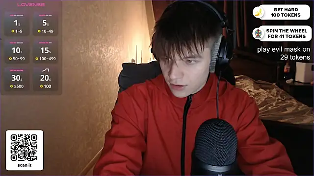 Snapshot of dantebigboi300 chatting on February 11, 2025, 5:50 pm dantebigboi300 online show from February 11, 2025, 5:50 pm