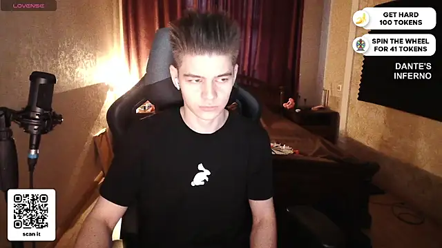 Snapshot of dantebigboi300 chatting on March 4, 2025, 1:01 am dantebigboi300 online show from March 4, 2025, 1:01 am