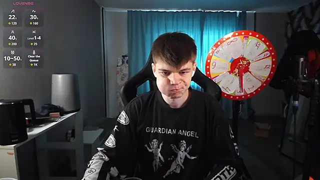 Snapshot of dantebigboi300 chatting on October 13, 2025, 8:03 am dantebigboi300 online show from October 13, 2025, 8:03 am