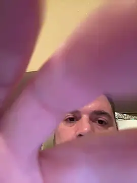 Snapshot of h4cAlex chatting on December 18, 2024, 5:52 pm h4cAlex online show from December 18, 2024, 5:52 pm