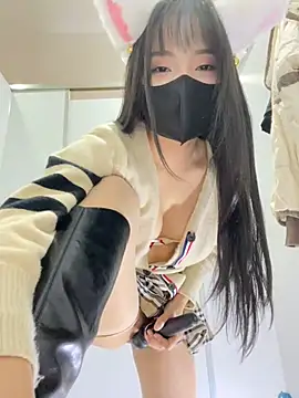 Snapshot of Asia-Lynn chatting on January 16, 2025, 1:58 pm Asia-Lynn online show from January 16, 2025, 1:58 pm