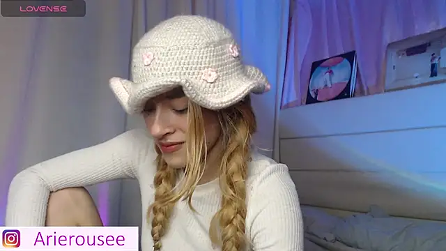 Snapshot of arie_rousee_sub chatting on October 11, 2025, 1:49 am arie rousee sub online show from October 11, 2025, 1:49 am