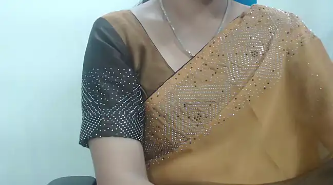 Snapshot of Lovely_Siri_23 chatting on January 22, 2025, 7:35 am Lovely Siri 23 online show from January 22, 2025, 7:35 am