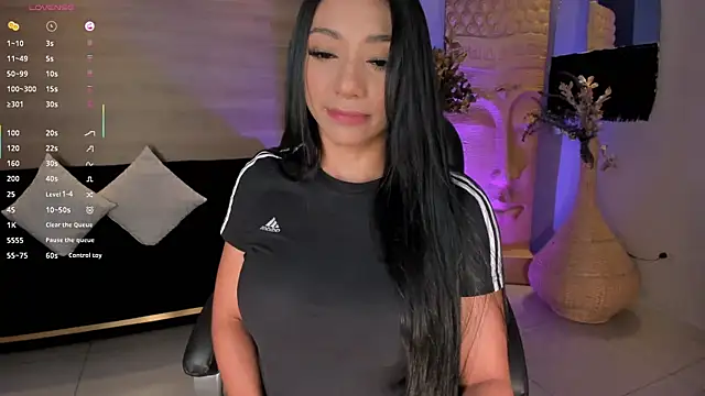 Snapshot of LizzHamilton__ chatting on September 22, 2025, 7:27 pm LizzHamilton online show from September 22, 2025, 7:27 pm