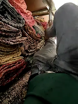 Snapshot of Kolkata___Boy chatting on March 11, 2025, 3:05 am Kolkata   Boy online show from March 11, 2025, 3:05 am